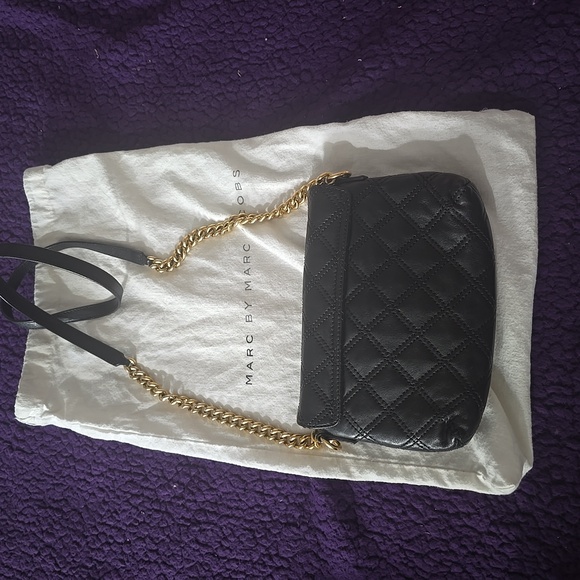 Marc Jacobs Leather Shoulder Bag - Picture 2 of 6